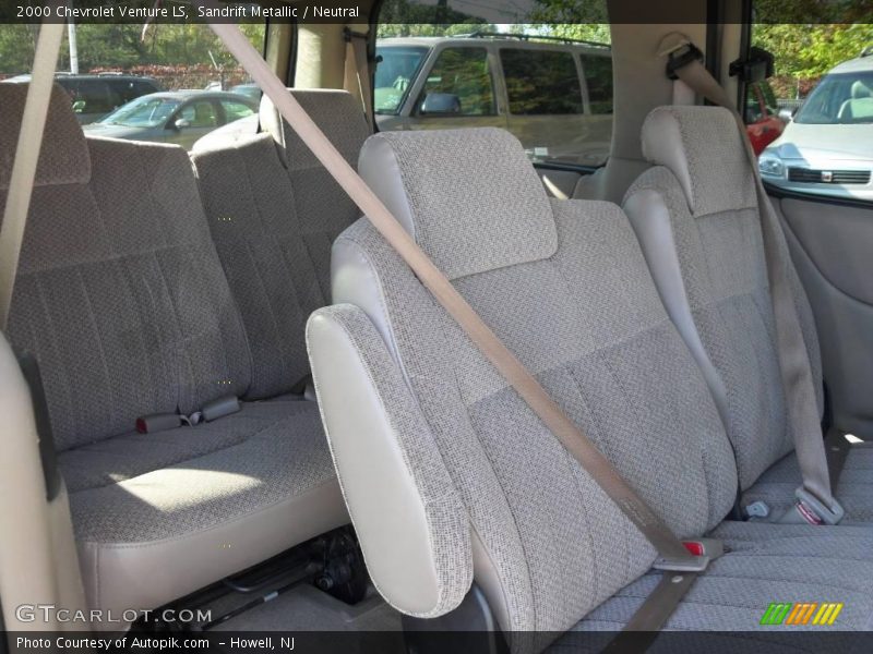 Sandrift Metallic / Neutral 2000 Chevrolet Venture LS