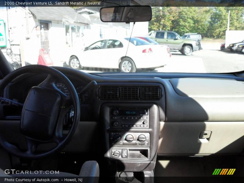 Sandrift Metallic / Neutral 2000 Chevrolet Venture LS