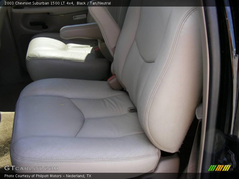 Black / Tan/Neutral 2003 Chevrolet Suburban 1500 LT 4x4