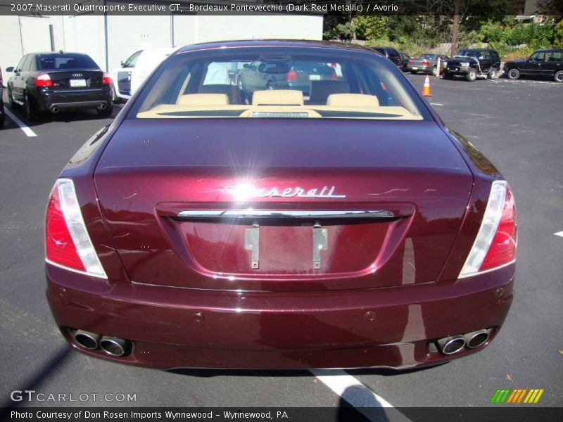 Bordeaux Pontevecchio (Dark Red Metallic) / Avorio 2007 Maserati Quattroporte Executive GT