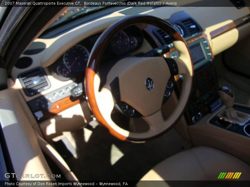 Bordeaux Pontevecchio (Dark Red Metallic) / Avorio 2007 Maserati Quattroporte Executive GT