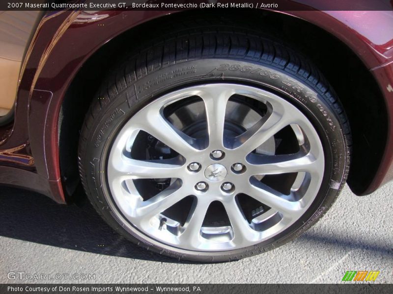 Bordeaux Pontevecchio (Dark Red Metallic) / Avorio 2007 Maserati Quattroporte Executive GT