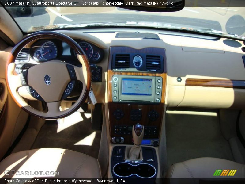 Bordeaux Pontevecchio (Dark Red Metallic) / Avorio 2007 Maserati Quattroporte Executive GT