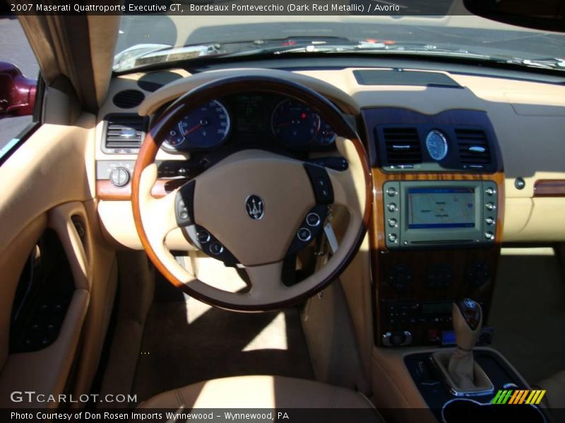 Bordeaux Pontevecchio (Dark Red Metallic) / Avorio 2007 Maserati Quattroporte Executive GT