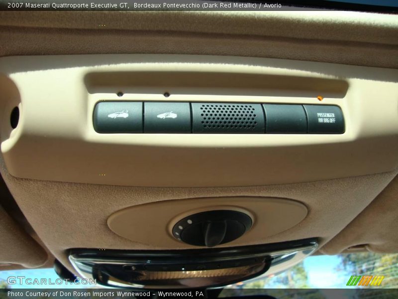 Bordeaux Pontevecchio (Dark Red Metallic) / Avorio 2007 Maserati Quattroporte Executive GT