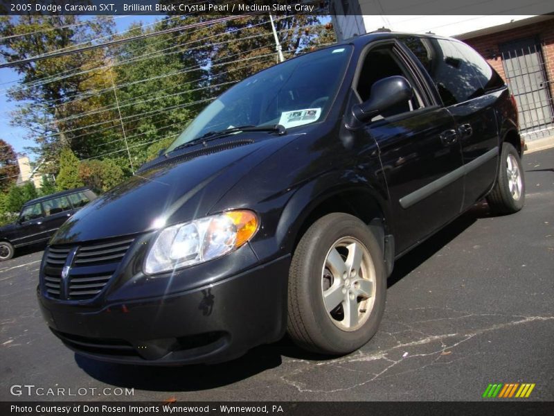 Brilliant Black Crystal Pearl / Medium Slate Gray 2005 Dodge Caravan SXT