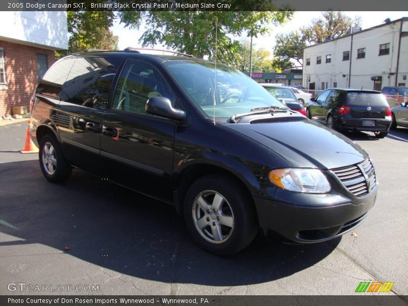 Brilliant Black Crystal Pearl / Medium Slate Gray 2005 Dodge Caravan SXT