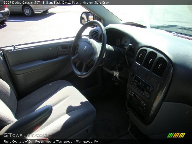 Brilliant Black Crystal Pearl / Medium Slate Gray 2005 Dodge Caravan SXT