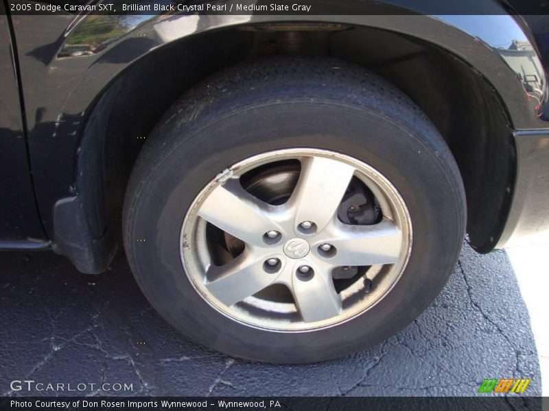 Brilliant Black Crystal Pearl / Medium Slate Gray 2005 Dodge Caravan SXT