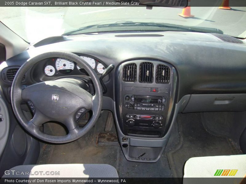 Brilliant Black Crystal Pearl / Medium Slate Gray 2005 Dodge Caravan SXT