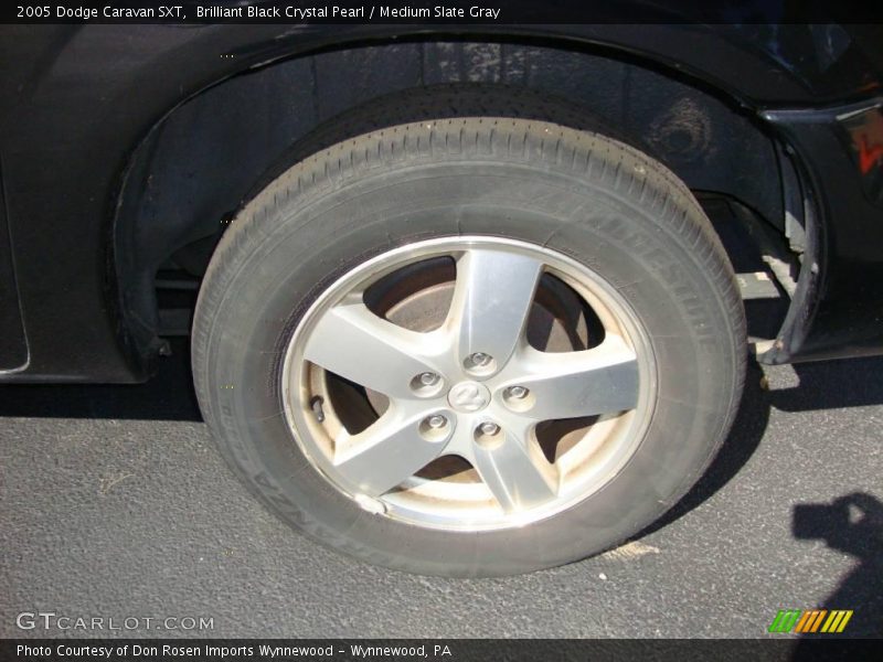 Brilliant Black Crystal Pearl / Medium Slate Gray 2005 Dodge Caravan SXT