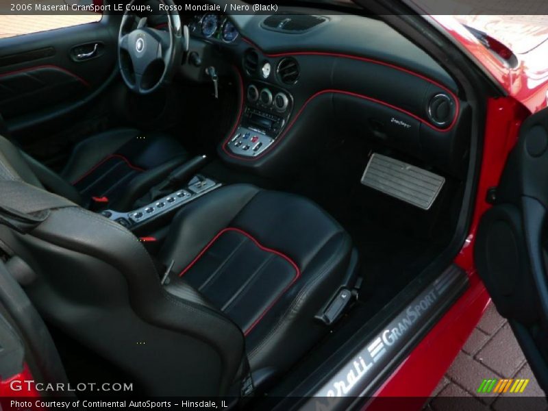 Rosso Mondiale / Nero (Black) 2006 Maserati GranSport LE Coupe