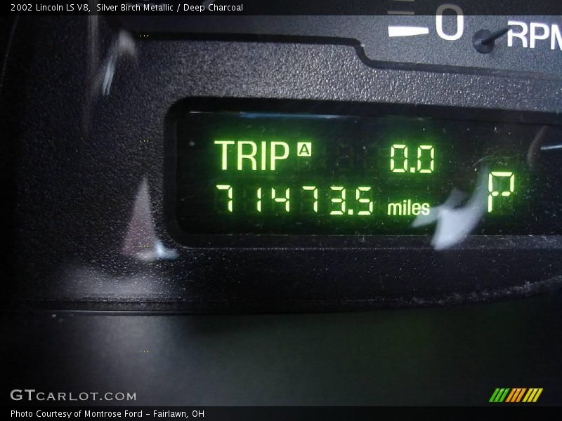 Silver Birch Metallic / Deep Charcoal 2002 Lincoln LS V8