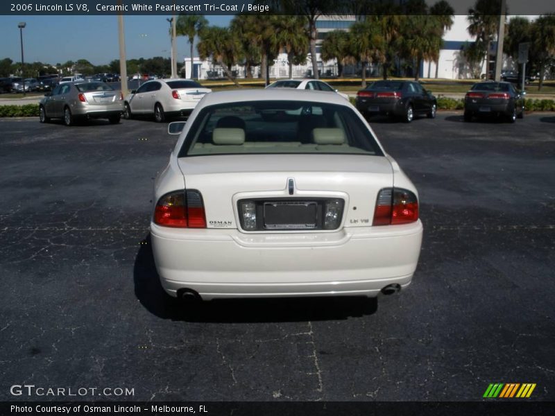 Ceramic White Pearlescent Tri-Coat / Beige 2006 Lincoln LS V8