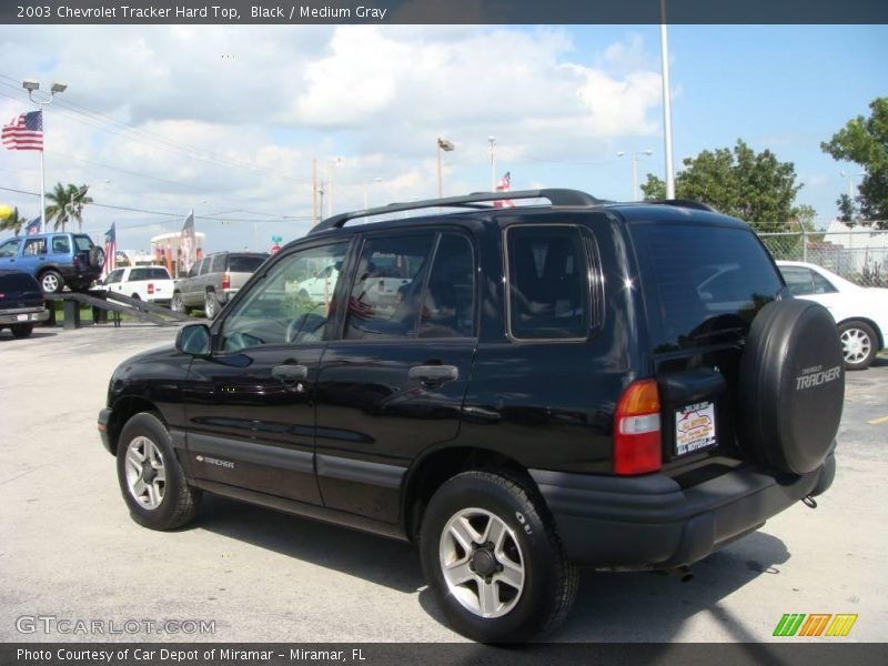 Black / Medium Gray 2003 Chevrolet Tracker Hard Top