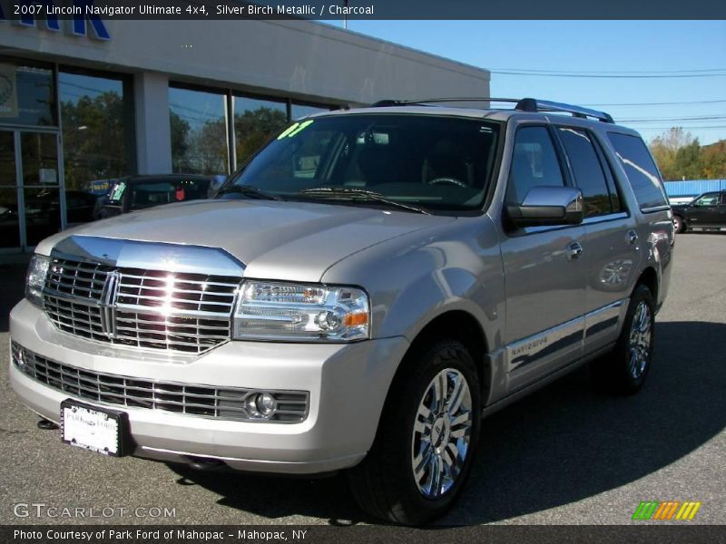 Silver Birch Metallic / Charcoal 2007 Lincoln Navigator Ultimate 4x4