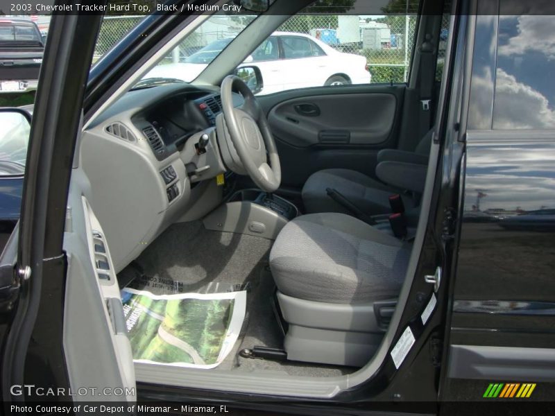 Black / Medium Gray 2003 Chevrolet Tracker Hard Top