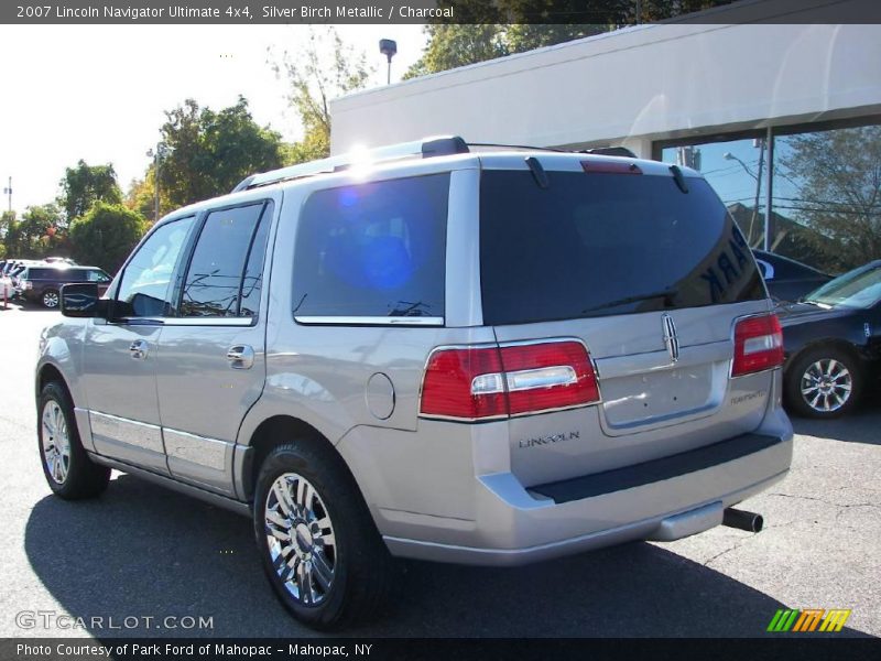 Silver Birch Metallic / Charcoal 2007 Lincoln Navigator Ultimate 4x4