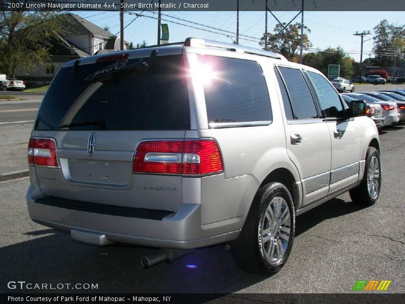 Silver Birch Metallic / Charcoal 2007 Lincoln Navigator Ultimate 4x4