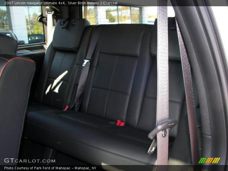 Silver Birch Metallic / Charcoal 2007 Lincoln Navigator Ultimate 4x4