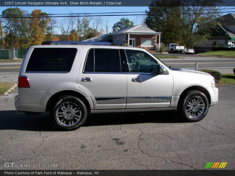 Silver Birch Metallic / Charcoal 2007 Lincoln Navigator Ultimate 4x4
