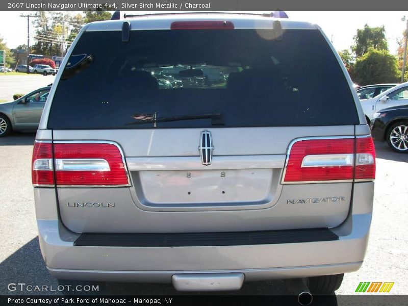 Silver Birch Metallic / Charcoal 2007 Lincoln Navigator Ultimate 4x4