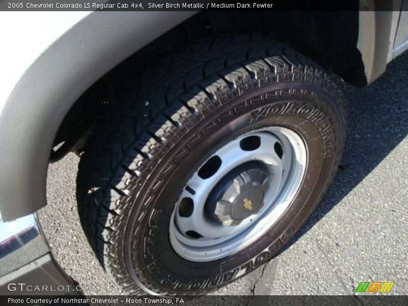 Silver Birch Metallic / Medium Dark Pewter 2005 Chevrolet Colorado LS Regular Cab 4x4