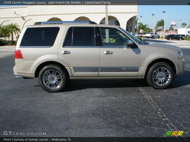 Light French Silk Metallic / Camel/Sand Piping 2008 Lincoln Navigator Luxury