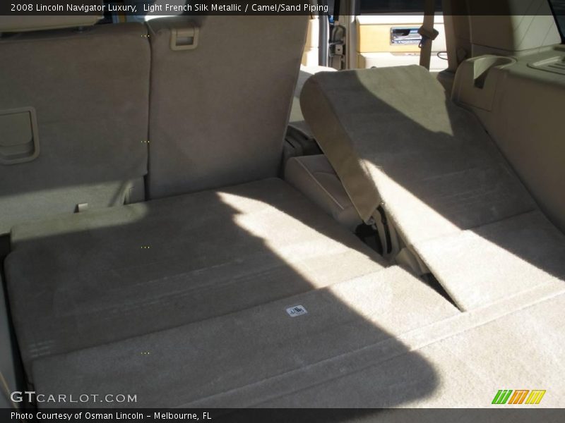 Light French Silk Metallic / Camel/Sand Piping 2008 Lincoln Navigator Luxury
