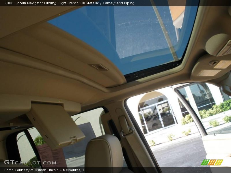 Light French Silk Metallic / Camel/Sand Piping 2008 Lincoln Navigator Luxury