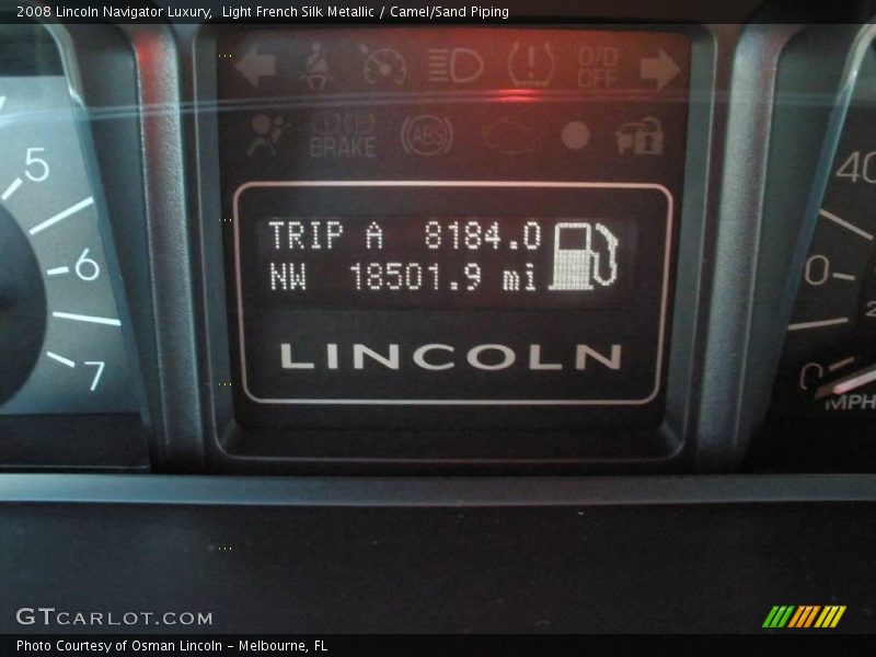 Light French Silk Metallic / Camel/Sand Piping 2008 Lincoln Navigator Luxury