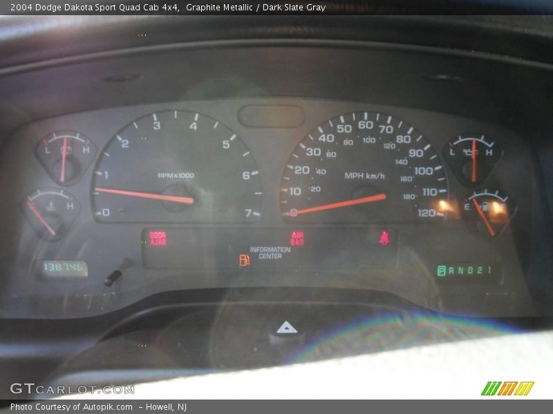 Graphite Metallic / Dark Slate Gray 2004 Dodge Dakota Sport Quad Cab 4x4