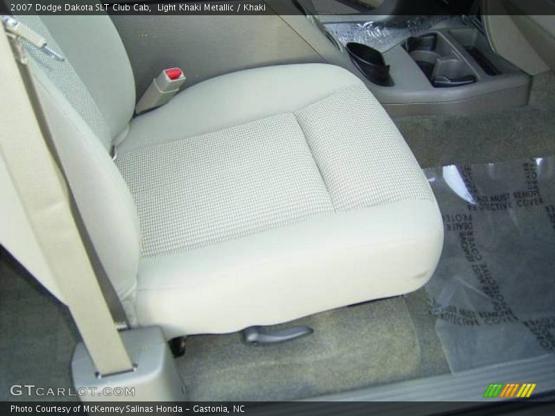 Light Khaki Metallic / Khaki 2007 Dodge Dakota SLT Club Cab