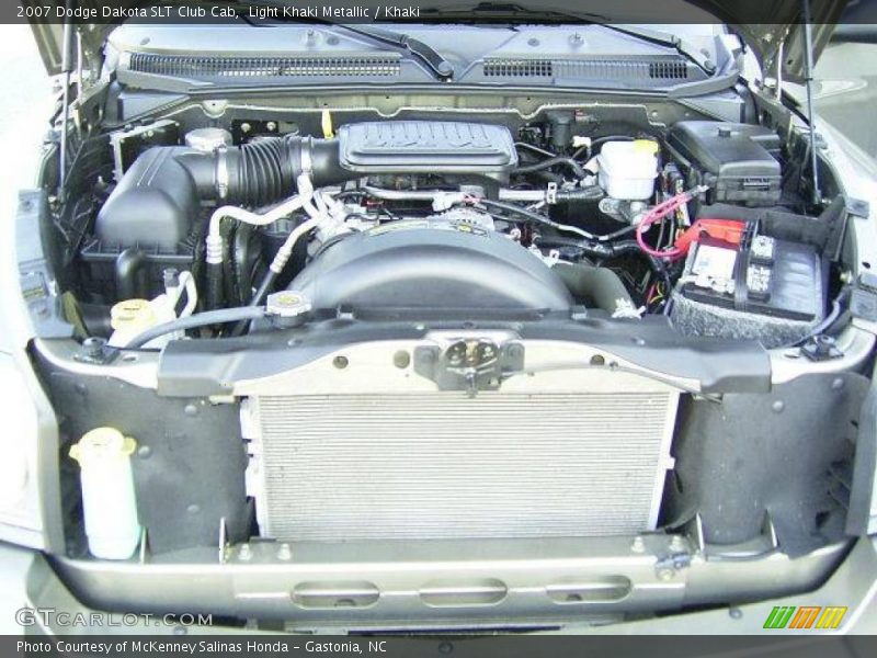 Light Khaki Metallic / Khaki 2007 Dodge Dakota SLT Club Cab