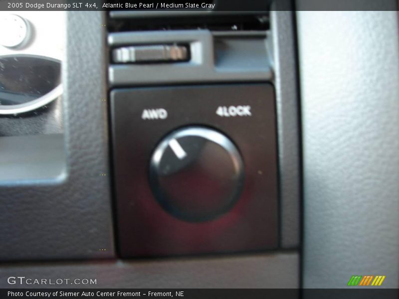 Atlantic Blue Pearl / Medium Slate Gray 2005 Dodge Durango SLT 4x4