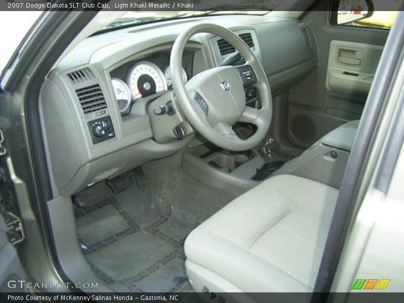 Light Khaki Metallic / Khaki 2007 Dodge Dakota SLT Club Cab