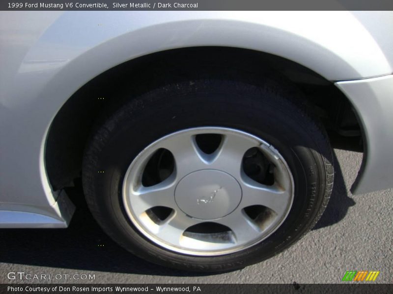 Silver Metallic / Dark Charcoal 1999 Ford Mustang V6 Convertible