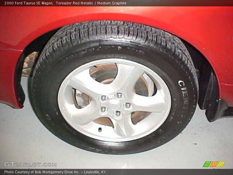 Toreador Red Metallic / Medium Graphite 2000 Ford Taurus SE Wagon