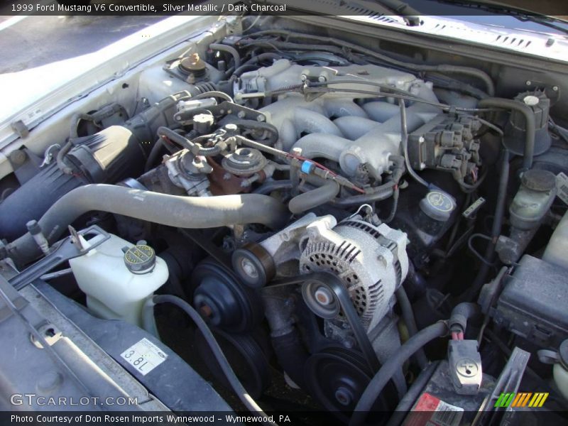 Silver Metallic / Dark Charcoal 1999 Ford Mustang V6 Convertible