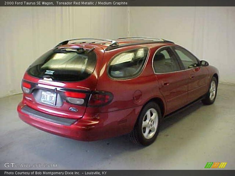 Toreador Red Metallic / Medium Graphite 2000 Ford Taurus SE Wagon