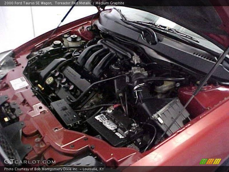 Toreador Red Metallic / Medium Graphite 2000 Ford Taurus SE Wagon