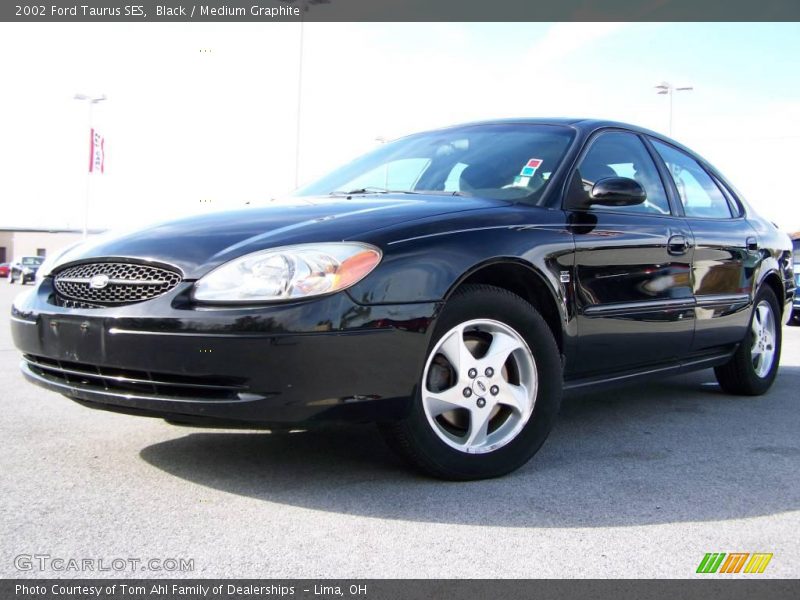 Black / Medium Graphite 2002 Ford Taurus SES