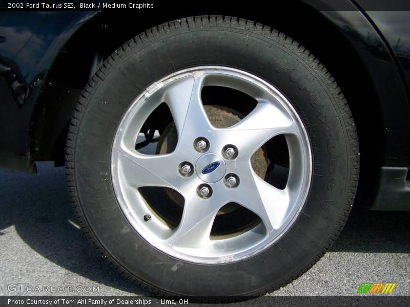 Black / Medium Graphite 2002 Ford Taurus SES