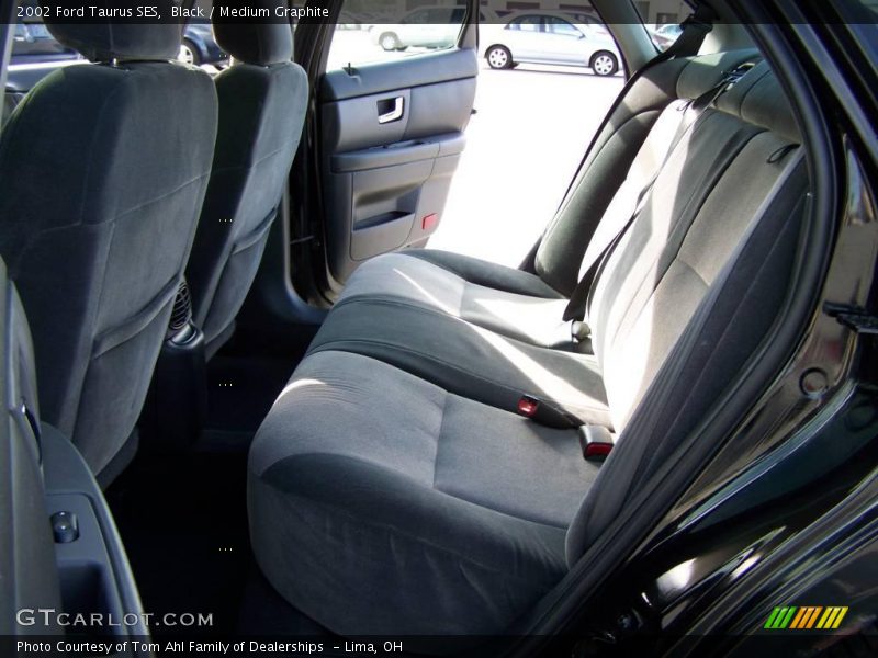 Black / Medium Graphite 2002 Ford Taurus SES