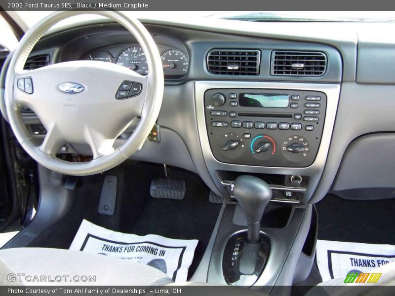 Black / Medium Graphite 2002 Ford Taurus SES