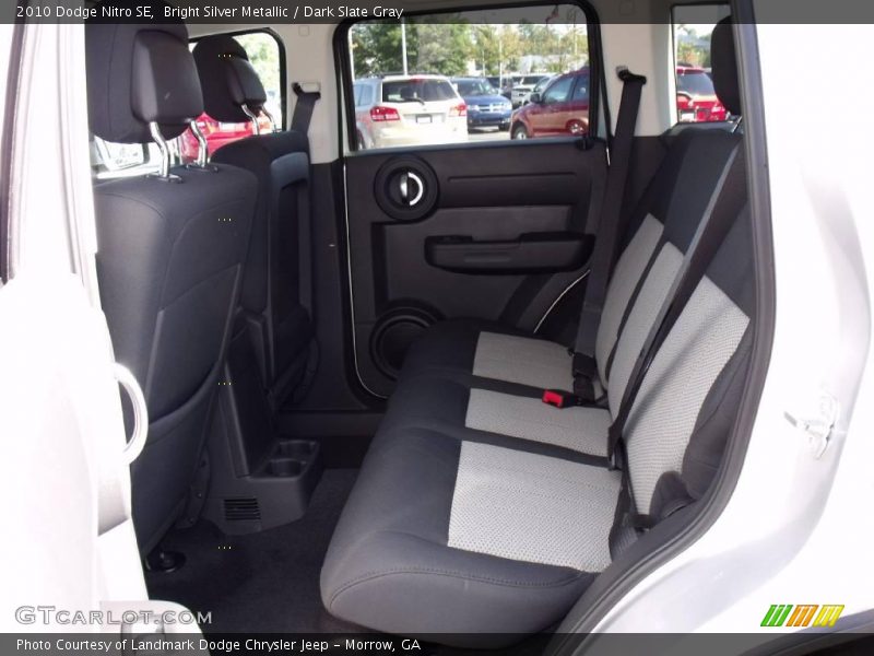 Bright Silver Metallic / Dark Slate Gray 2010 Dodge Nitro SE
