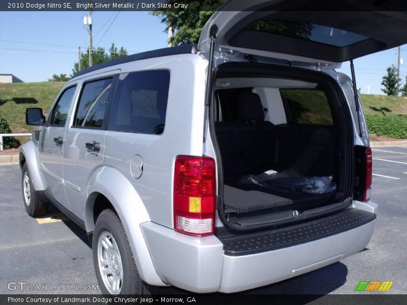 Bright Silver Metallic / Dark Slate Gray 2010 Dodge Nitro SE