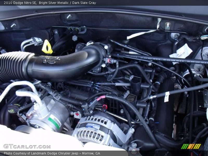 Bright Silver Metallic / Dark Slate Gray 2010 Dodge Nitro SE