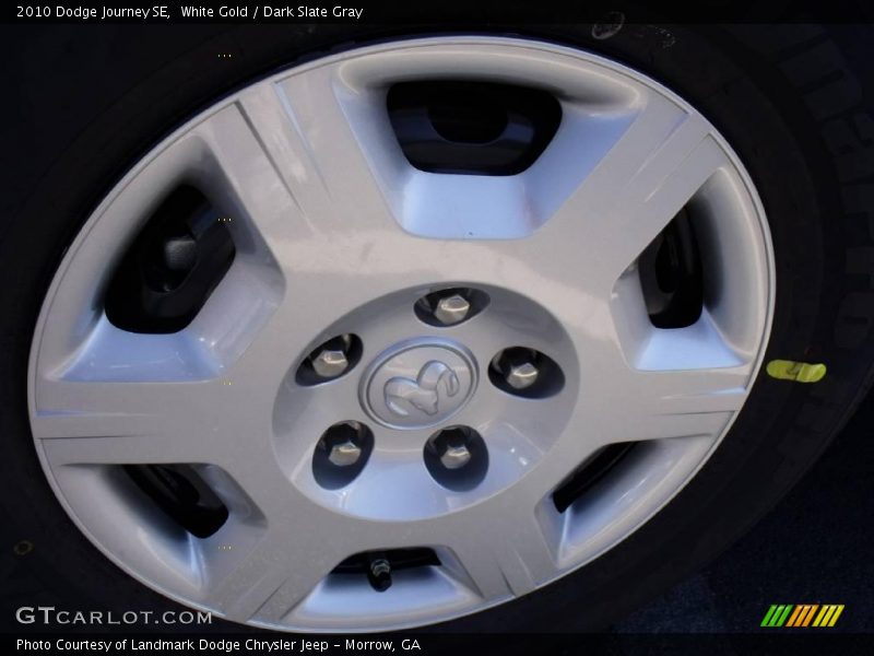 White Gold / Dark Slate Gray 2010 Dodge Journey SE