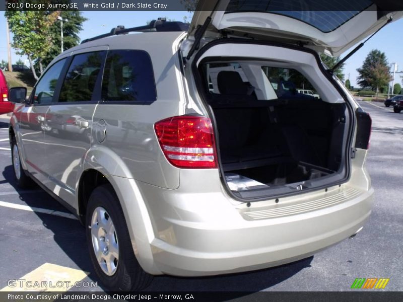 White Gold / Dark Slate Gray 2010 Dodge Journey SE